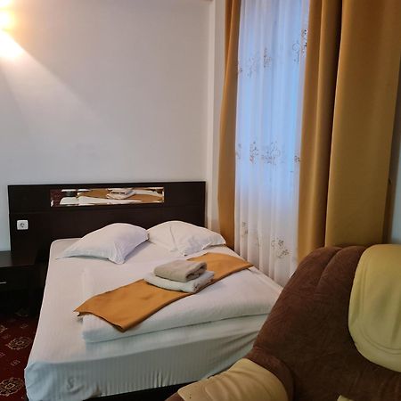 Hotel Magic Gt Trivale Piteşti Dış mekan fotoğraf