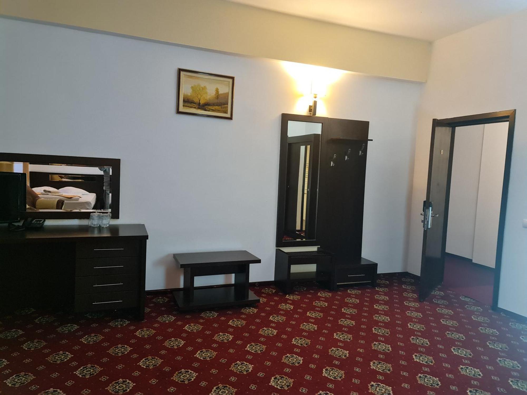 Hotel Magic Gt Trivale Piteşti Dış mekan fotoğraf