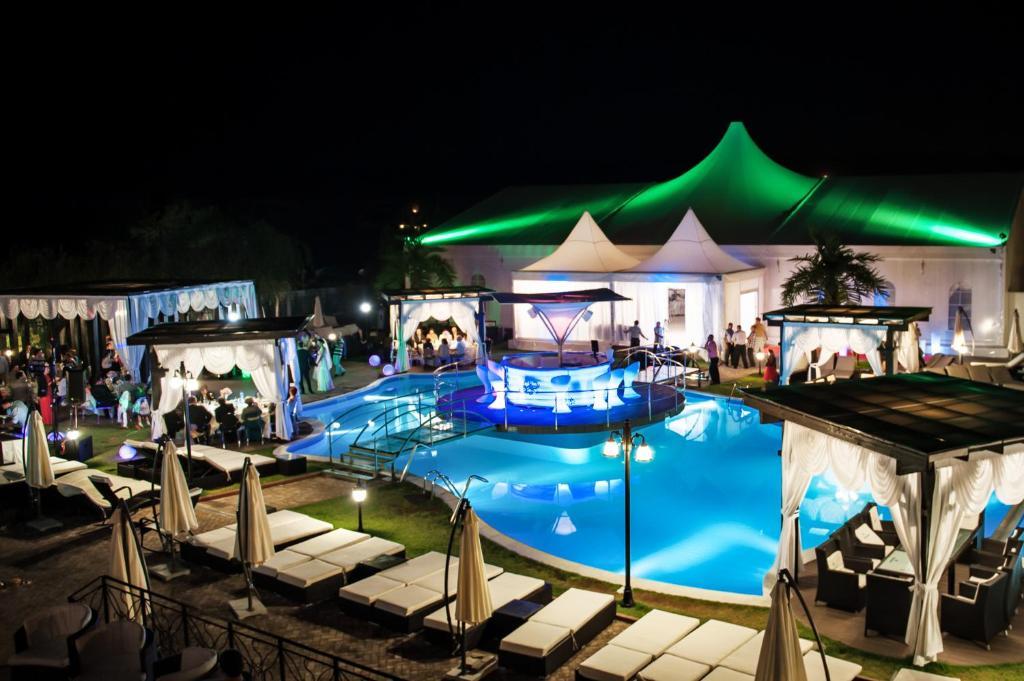 Hotel Magic Gt Trivale Piteşti Dış mekan fotoğraf